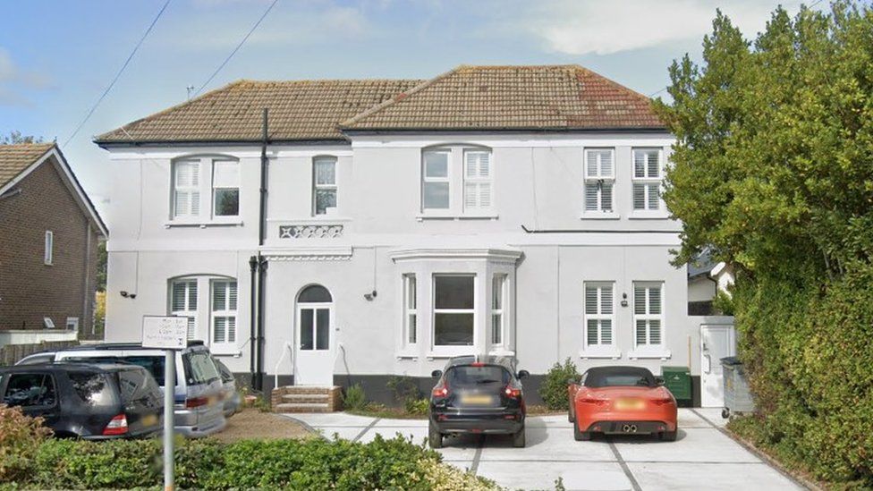 Worthing care home patients 'abused in front of inspectors' BBC News