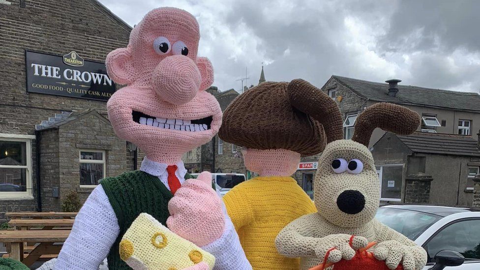 Knitted Wallace and Gromit