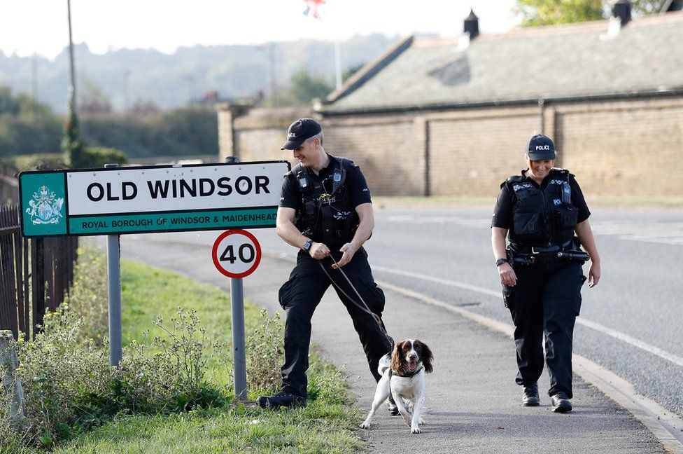 Police officers perform a search a day ahead of the royal wedding between Princess Eugenie and Jack Brooksbank in Windsor, Britain, October 11, 2018