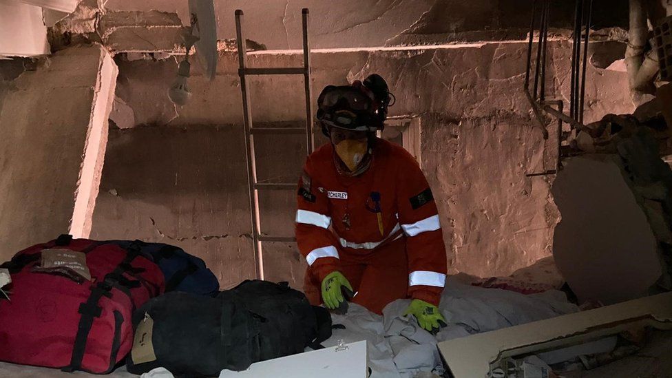 Emma Atcherley en una operación de rescate en Turquía