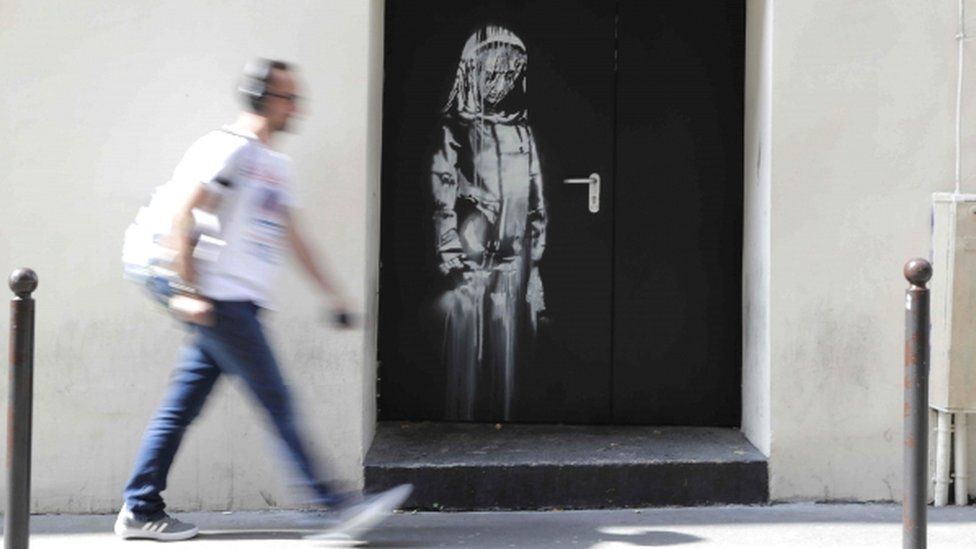 Banksy Tribute To Bataclan Terror Victims Stolen In Paris Bbc News 