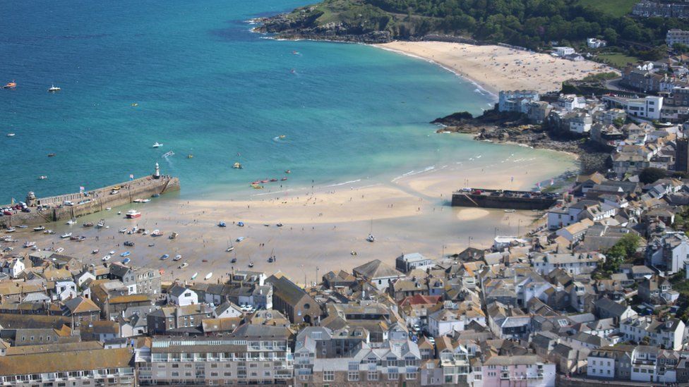 G7 summit: World leaders should see the 'real St Ives' - BBC News