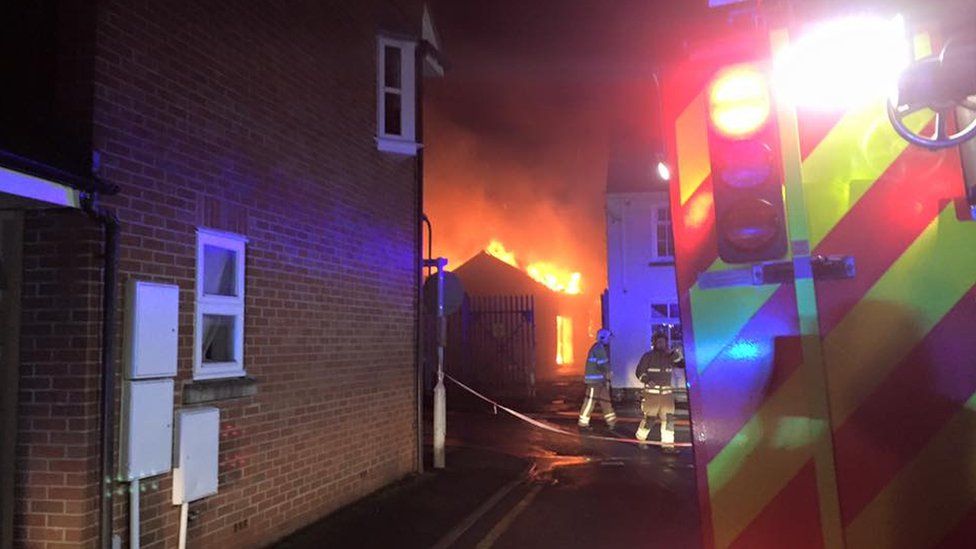 Evesham Sub-station Fire Leaves Homes Without Power - Bbc News