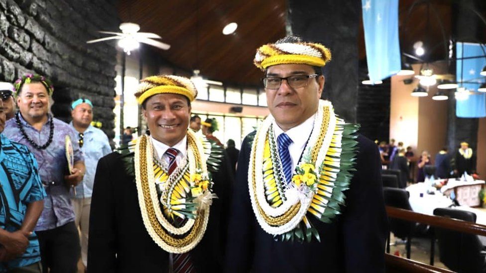 President Wesley Simina (right) with Vice President Aren Palik
