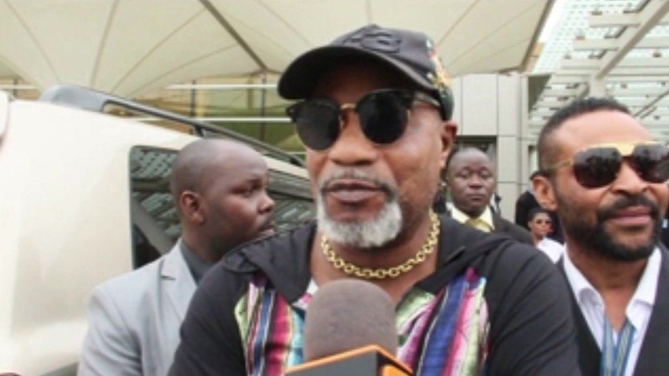 Congolese Singer Koffi Olomide Caught Kicking Woman In Kenya Bbc News