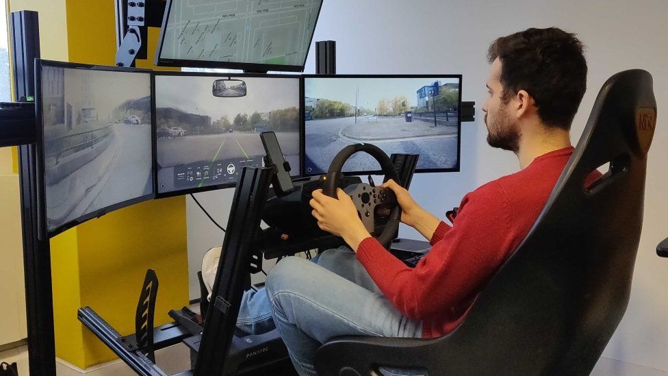 Operador de coches desde la oficina