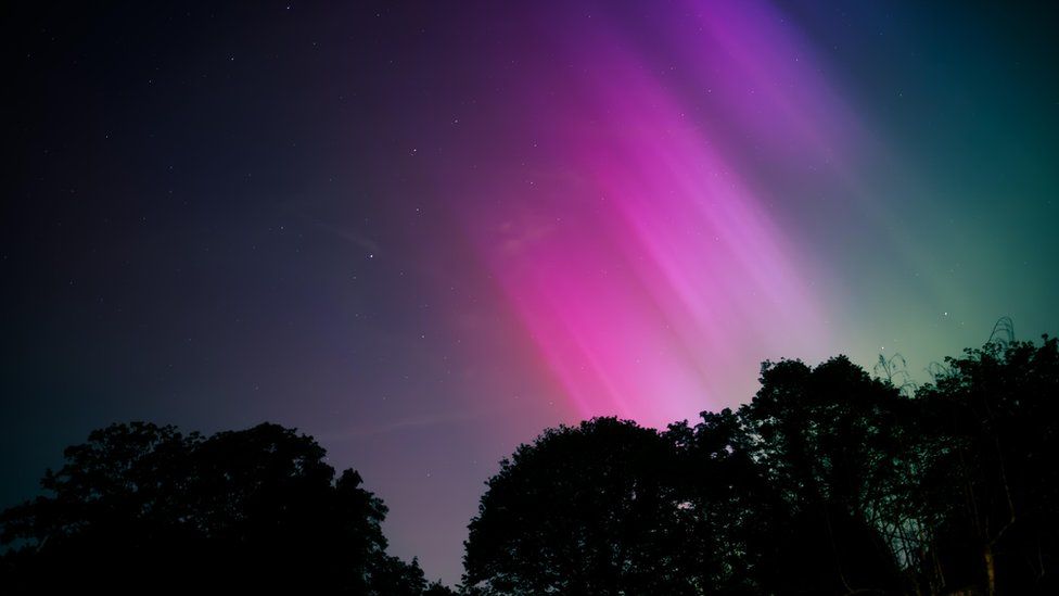 Image showing pink and purple lights in the skies above Bromley, south-east London