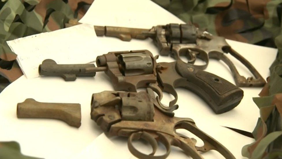 Guns recovered by magnet fishermen