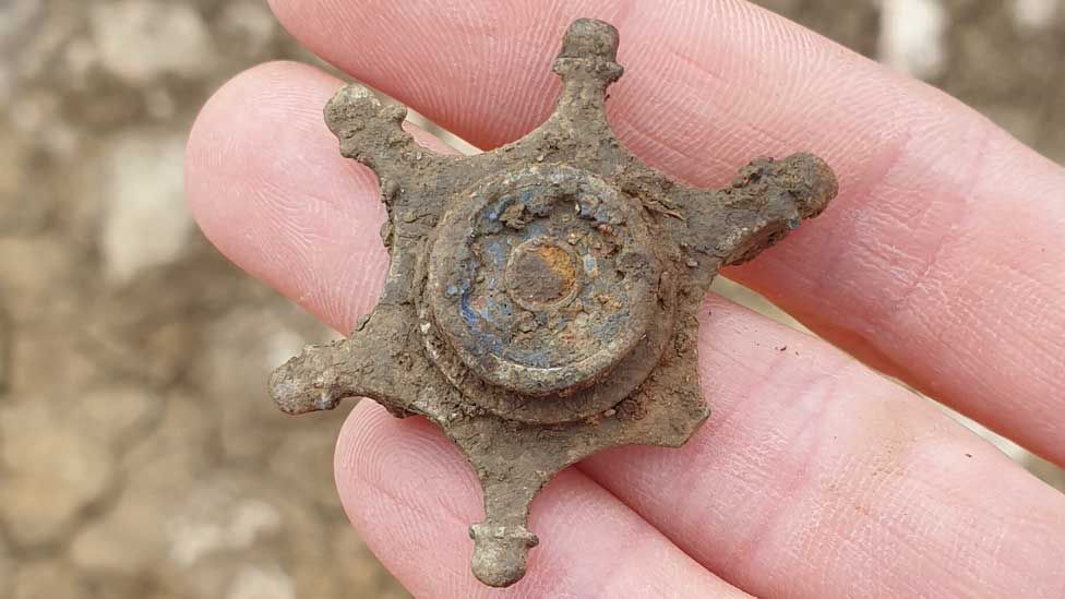 Roman brooch, Fleet Marston