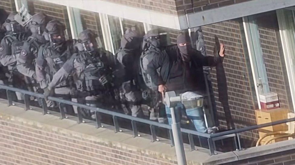 Police raid on jihadist suspects in Netherlands