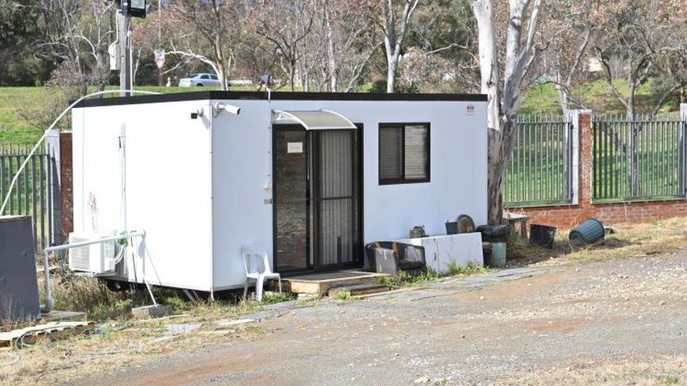 A demountable building on the Russian embassy work site