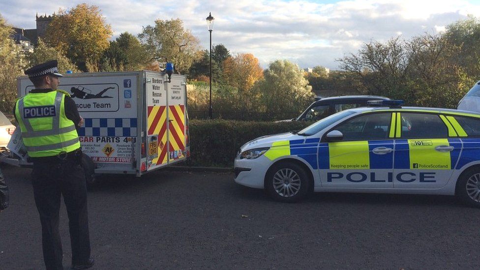 Police helicopter used in missing student search in Edinburgh BBC News