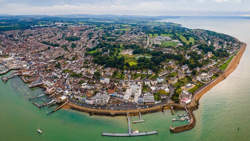 Isle of Wight considers environmental visitor charge - BBC News