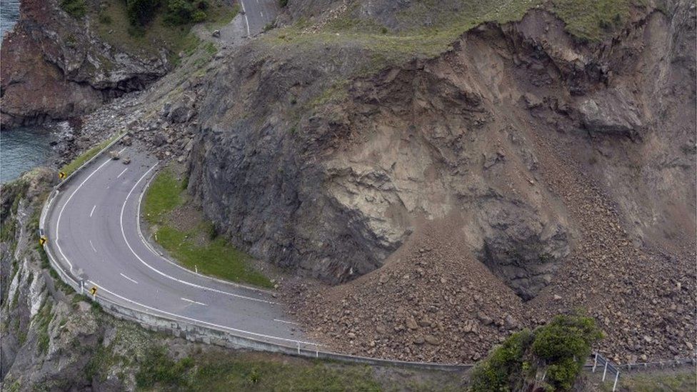 New Zealand quake The cutoff tourist town of Kaikoura BBC News