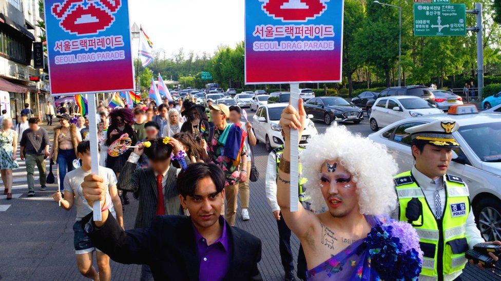 Второй парад трансвеститов в Сеуле
