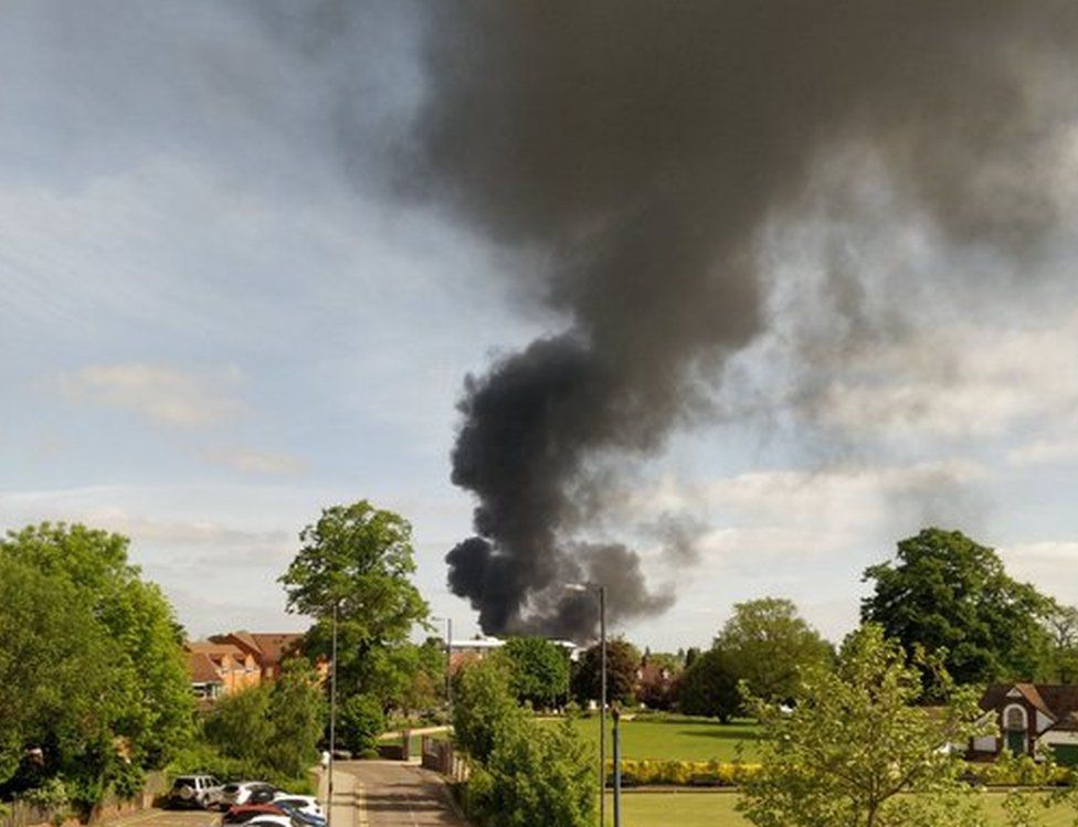 Hitchin industrial estate fire involves electrical goods BBC News