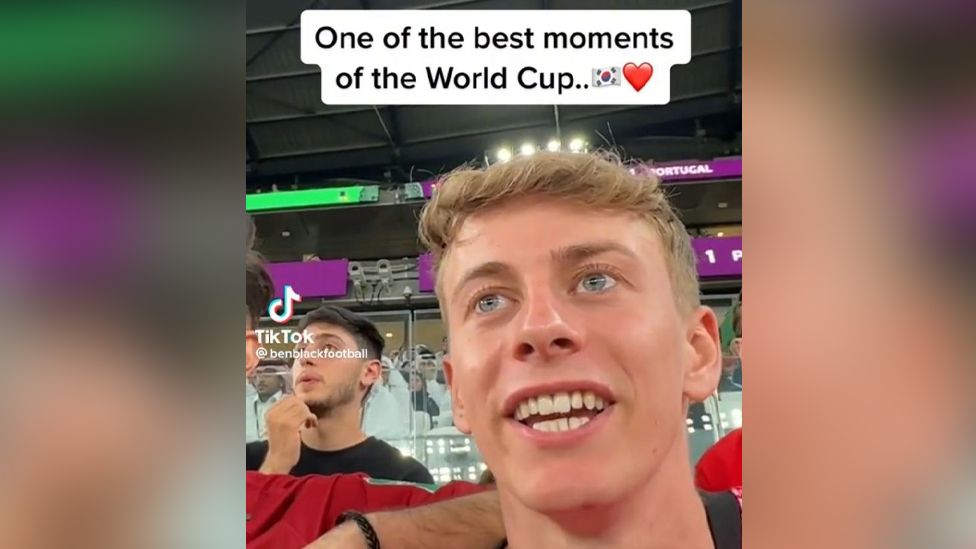 World Cup 2022: TikTok brings football fever to millions of fans - BBC News