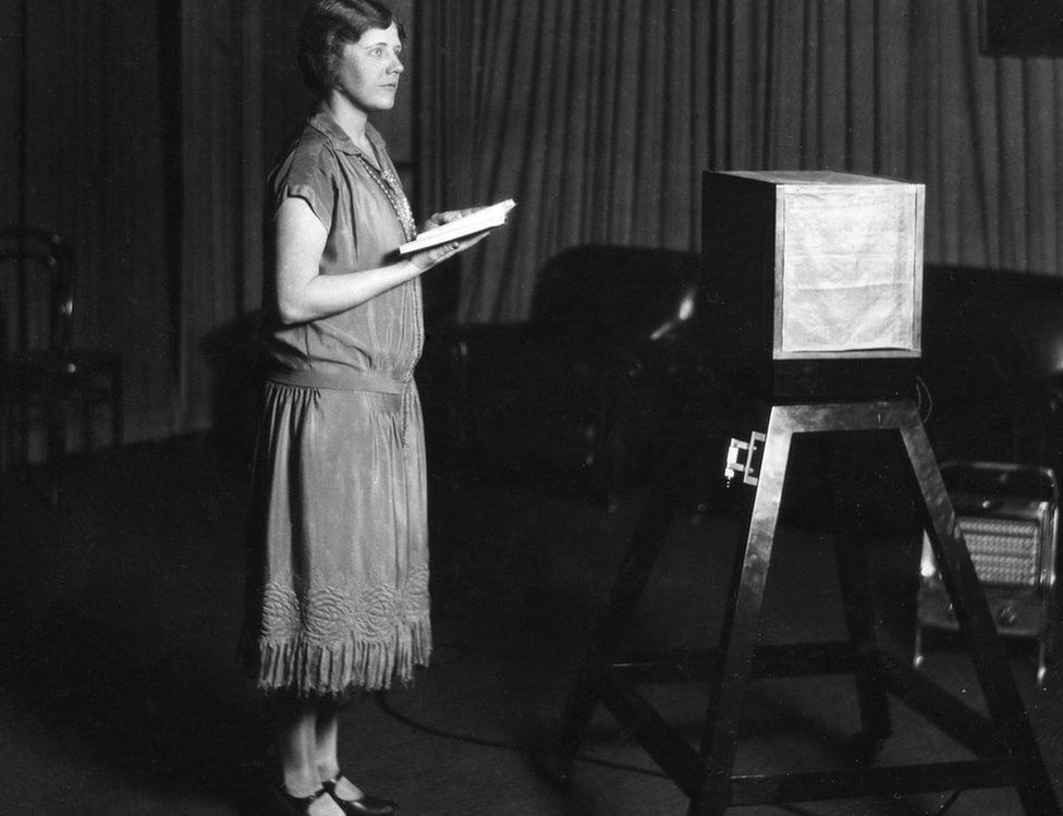 Dorothy Holmes-Gore in the radio studio