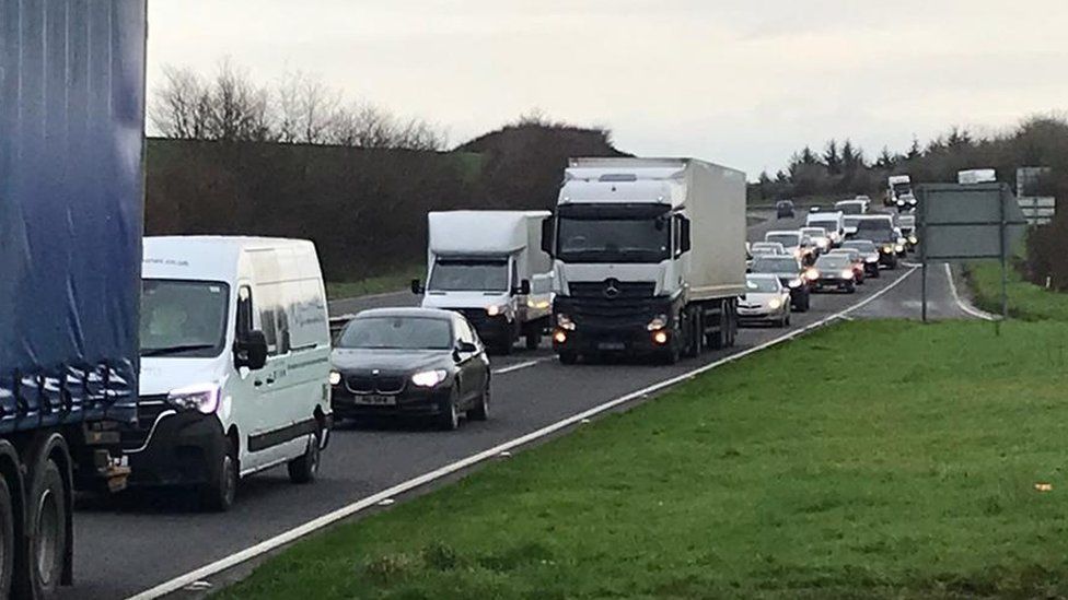 Traffic queuing on the A30