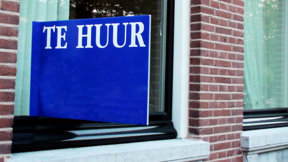 File image of Dutch rental sign in window