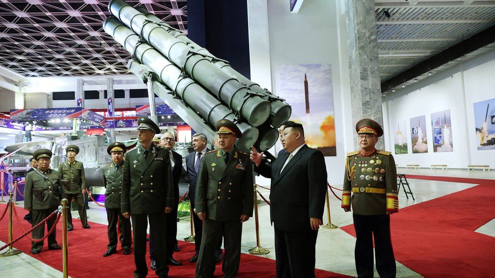 North Korean leader Kim Jong Un and Russia's Defence Minister Sergei Shoigu