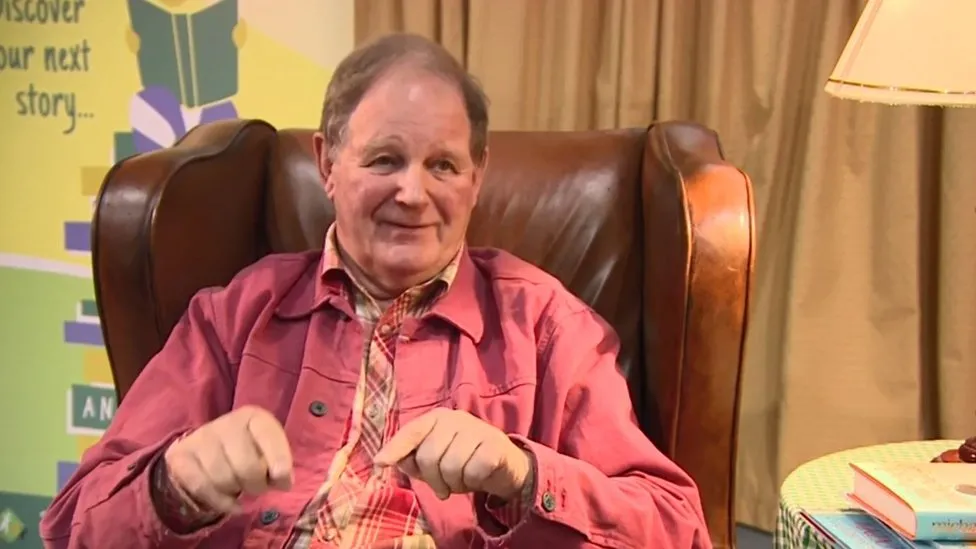 Michael Morpurgo lidera el llamamiento para una inversión urgente en lectura infantil