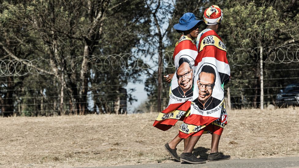 Mourners are seen at the home of Mangosuthu Buthelezi at Kwa-Phindangene in Ulundi, South Africa - 15 September 2023