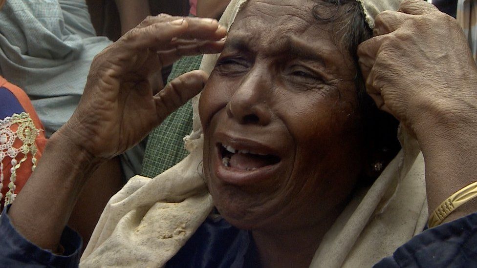 Rohingya woman crying
