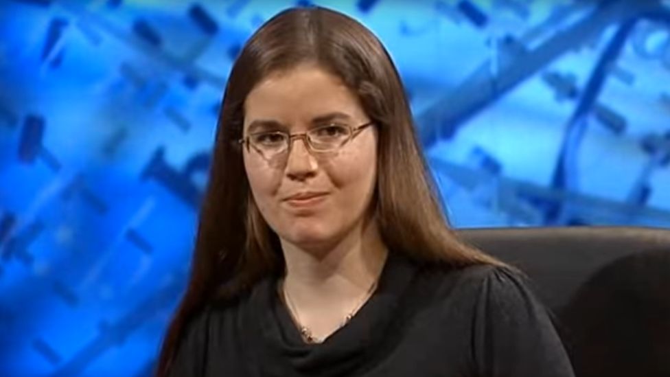 Why do University Challenge contestants go viral? BBC News