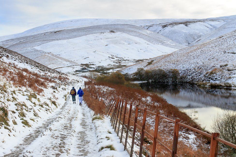 A walk to Coulter Reservoir, not far from the village of Coulter, just south of Biggar.
