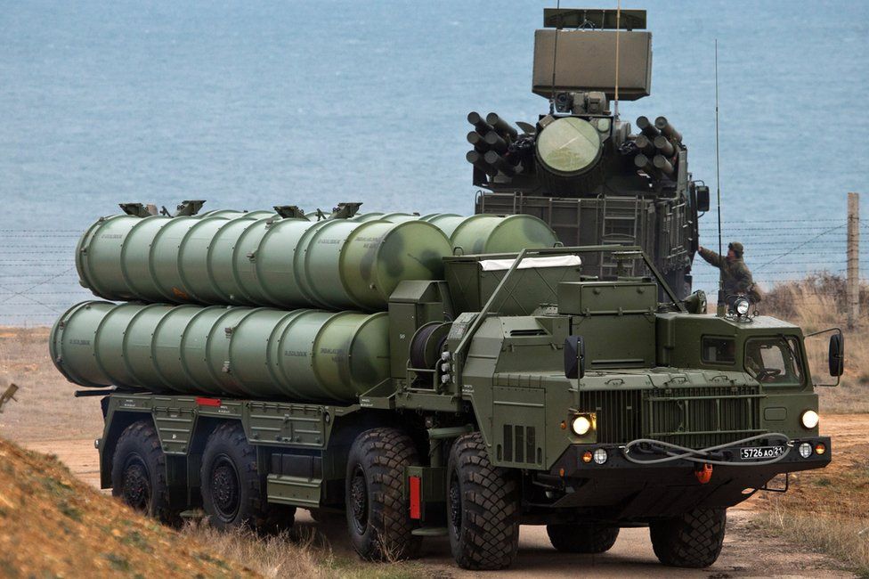 S-400: India missile defence purchase in US-Russia crosshairs - BBC News