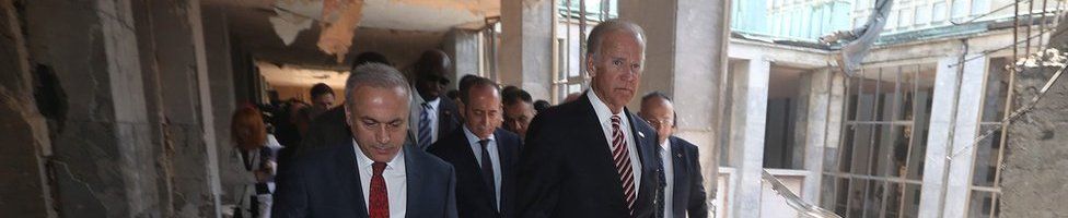 US Vice-President Joe Biden (R) visits a destroyed part of the Turkish Parliament in Ankara, Turkey, 24 August