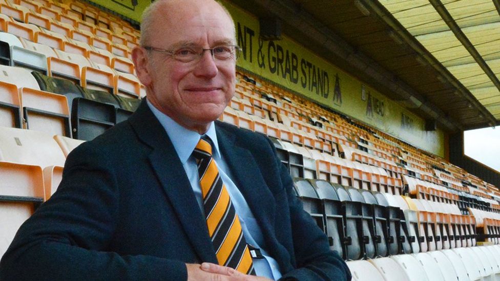 Cambridge United name Stevenage's Alex Tunbridge as their new chief ...