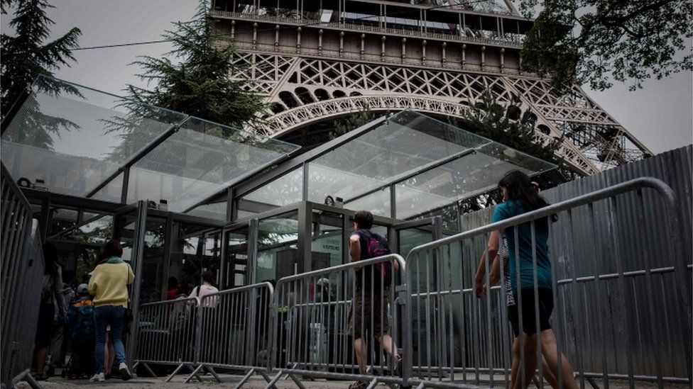 The new entrances for visitors at the Eiffel Tower