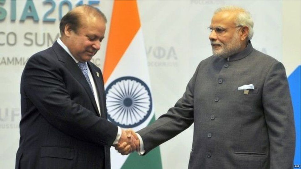 Indian PM Narendra Modi has accepted an invitation from his Pakistani counterpart Nawaz Sharif to attend a regional summit in Islamabad next year.