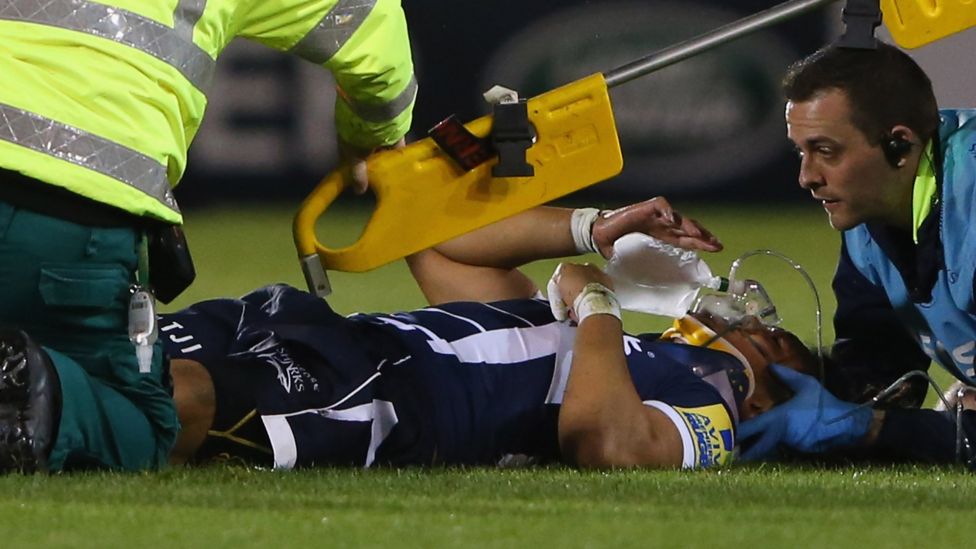 'Potential' to tackle rugby concussion with headgear - BBC News