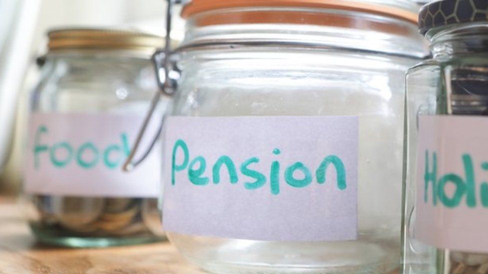 Empty pension jar
