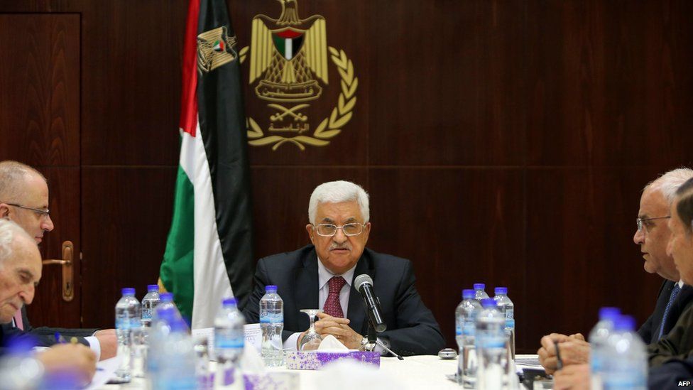 Palestinian Authority President Mahmoud Abbas chairs a meeting of the executive committee of the Palestine Liberation Organization (PLO) in the West Bank city of Ramallah on 22 June 2015
