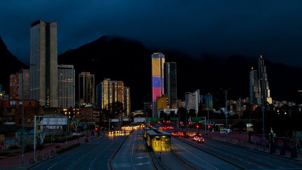 Torre Colpatria en Bogotá, Colombia.