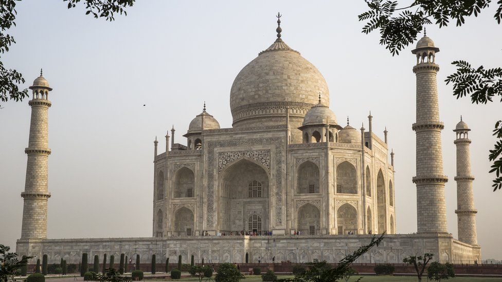 A frontal view of the Taj Mahal in Agra
