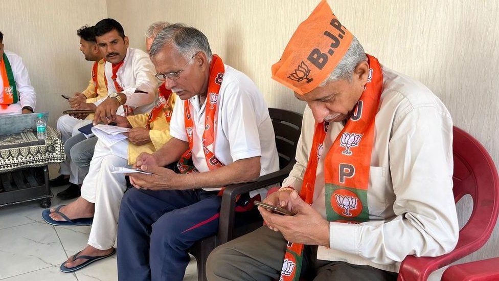 Volunteers from the BJP office in Meerut sent thousands of messages to people every day