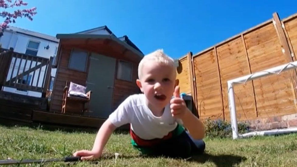 Child taking part in Urdd