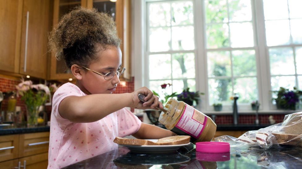 NSPCC issues warning over leaving children home alone BBC News