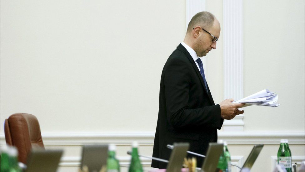 Ukrainian Prime Minister Arseniy Yatsenyuk attends a cabinet meeting in Kiev, 16 March