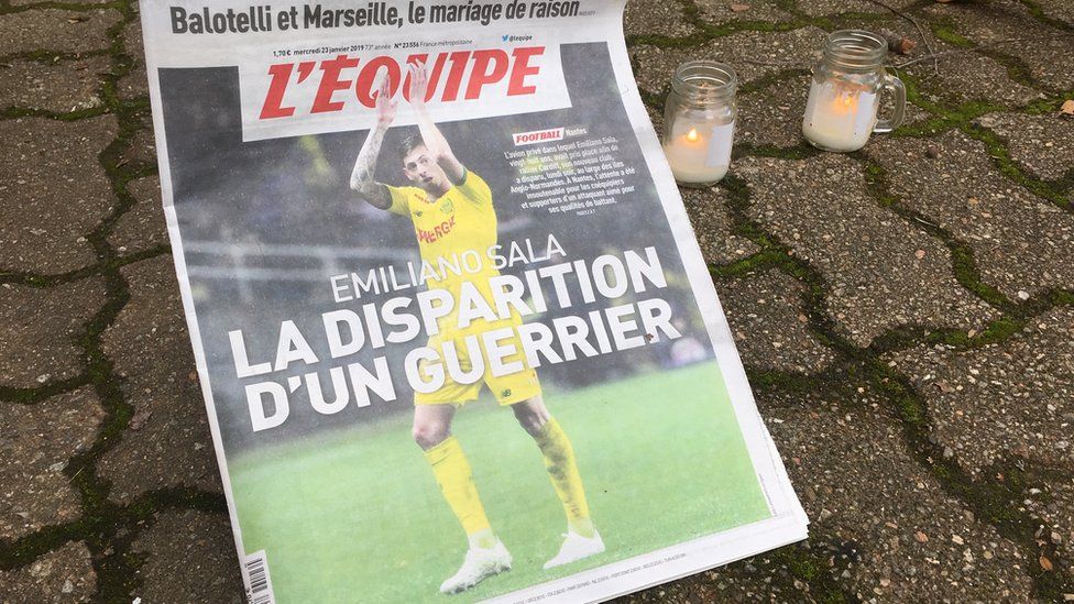 The front page of L'Equipe featuring Emiliano Sala