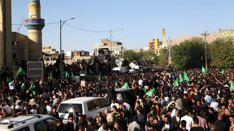 Hundreds of Kurdish mourners attend the funeral of the former and first Kurdish President of Iraq, Jalal Talabani, in Sulaimaniya of Kurdistan Region, Iraq, 6 October 2017