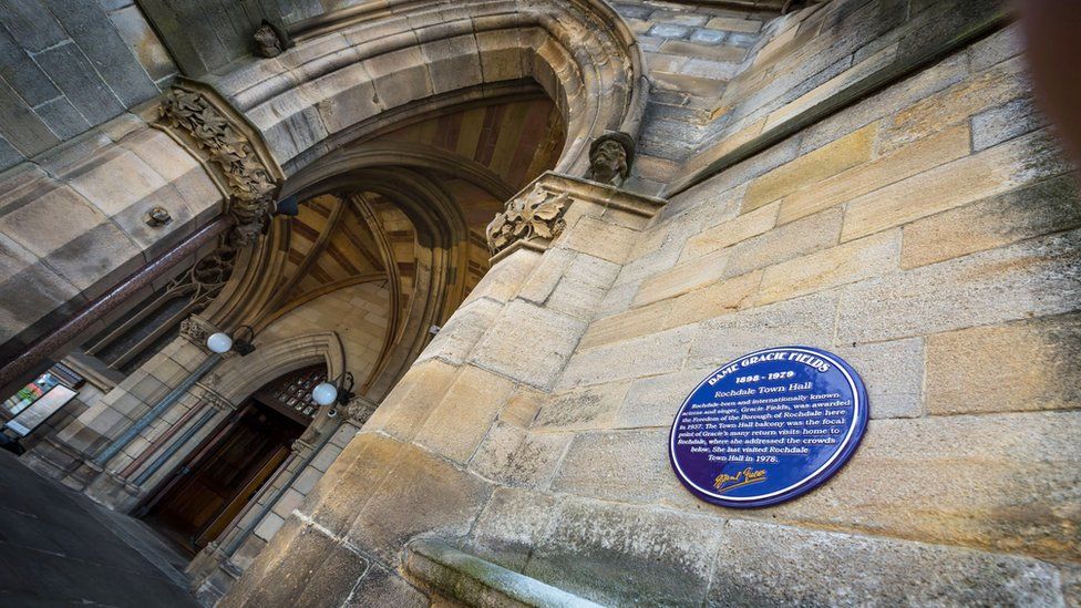 Rochdale Town Hall plaque to Gracie Fields