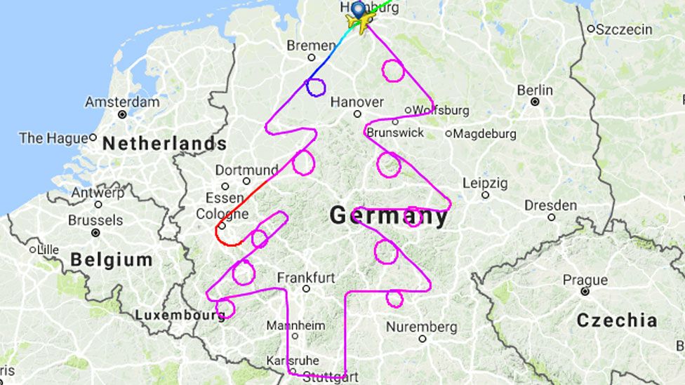 Image showing the flightpath of an Airbus A380 tracing the image of a Christmas tree on a testflight over Germany, 13 December 2017