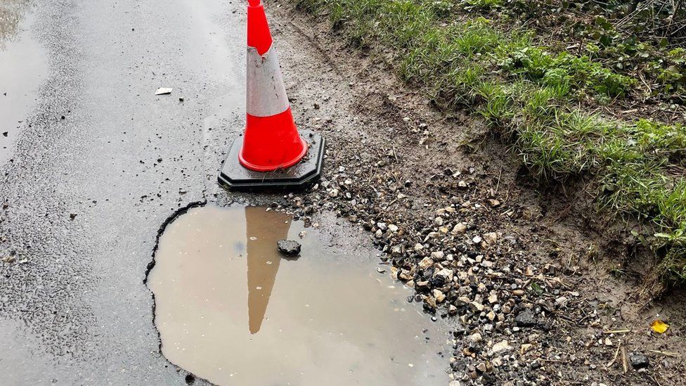 Pothole in Hartley, Kent