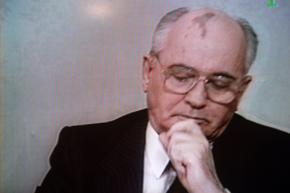 Mikhail Gorbachev resigning on television 25 December 1991